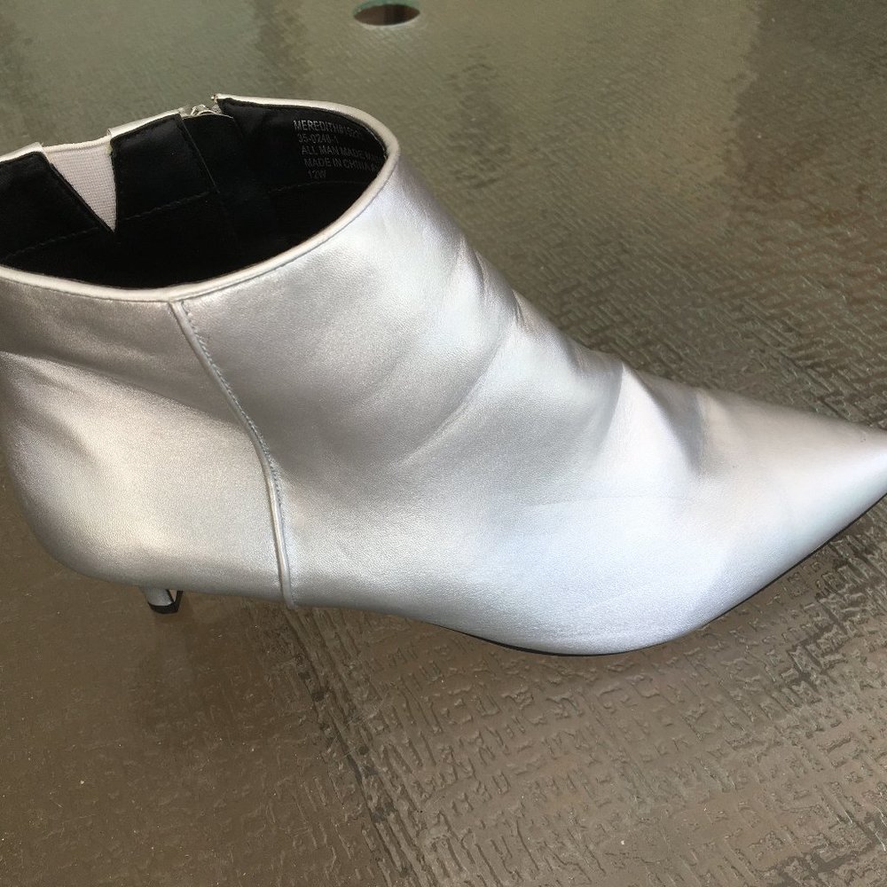 Bright Silver Leather Booties in Size 12W